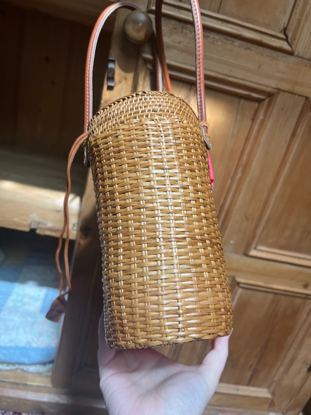 Lisi Lerch Bosom Buddy Poppy Woven Bag - Picture 7 of 10
